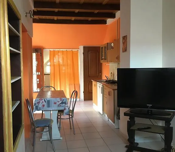 Apartamento V Hostovskom Dome Flower *